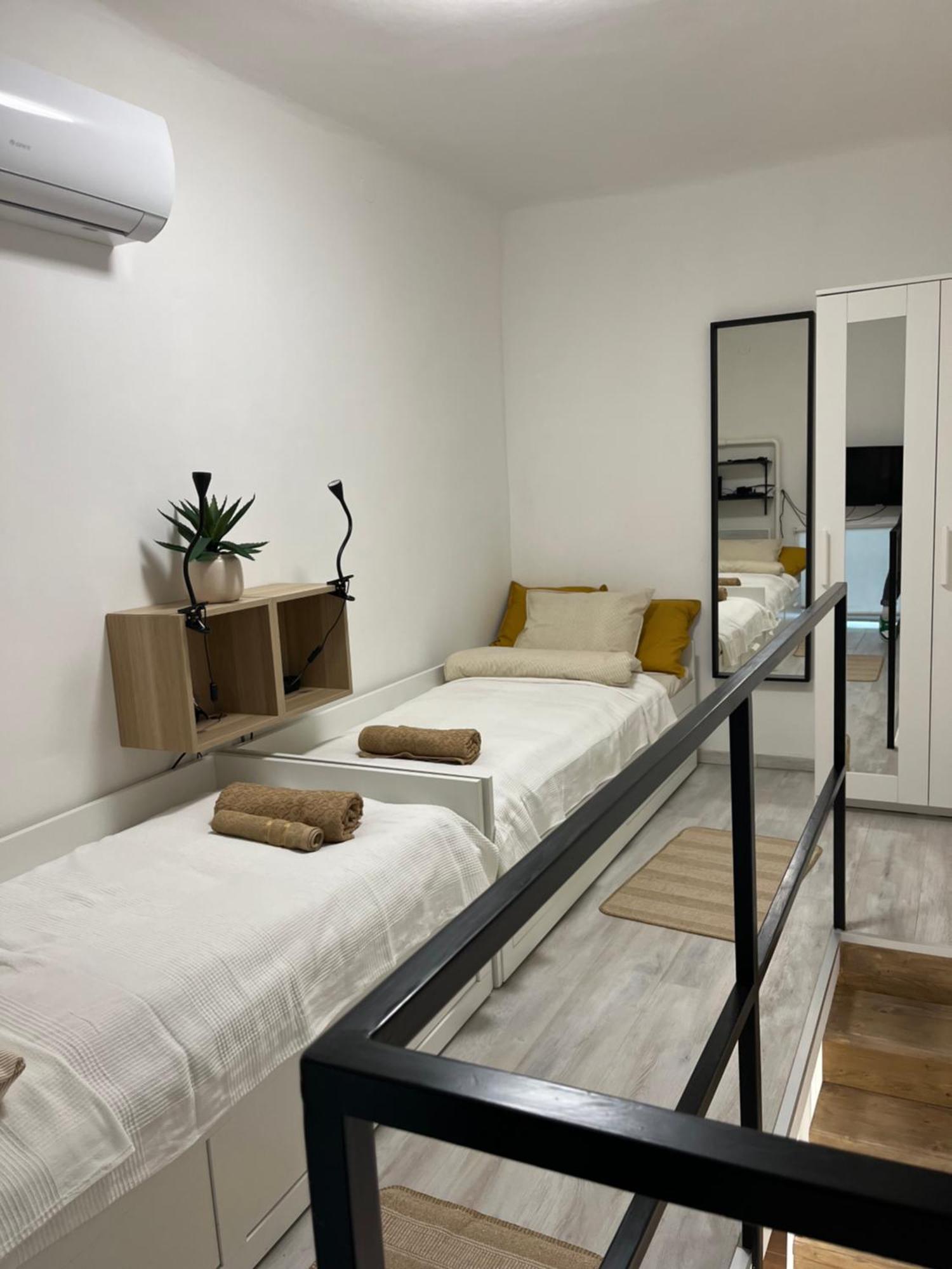 Apartment Mini Gallery Szondi Budapest